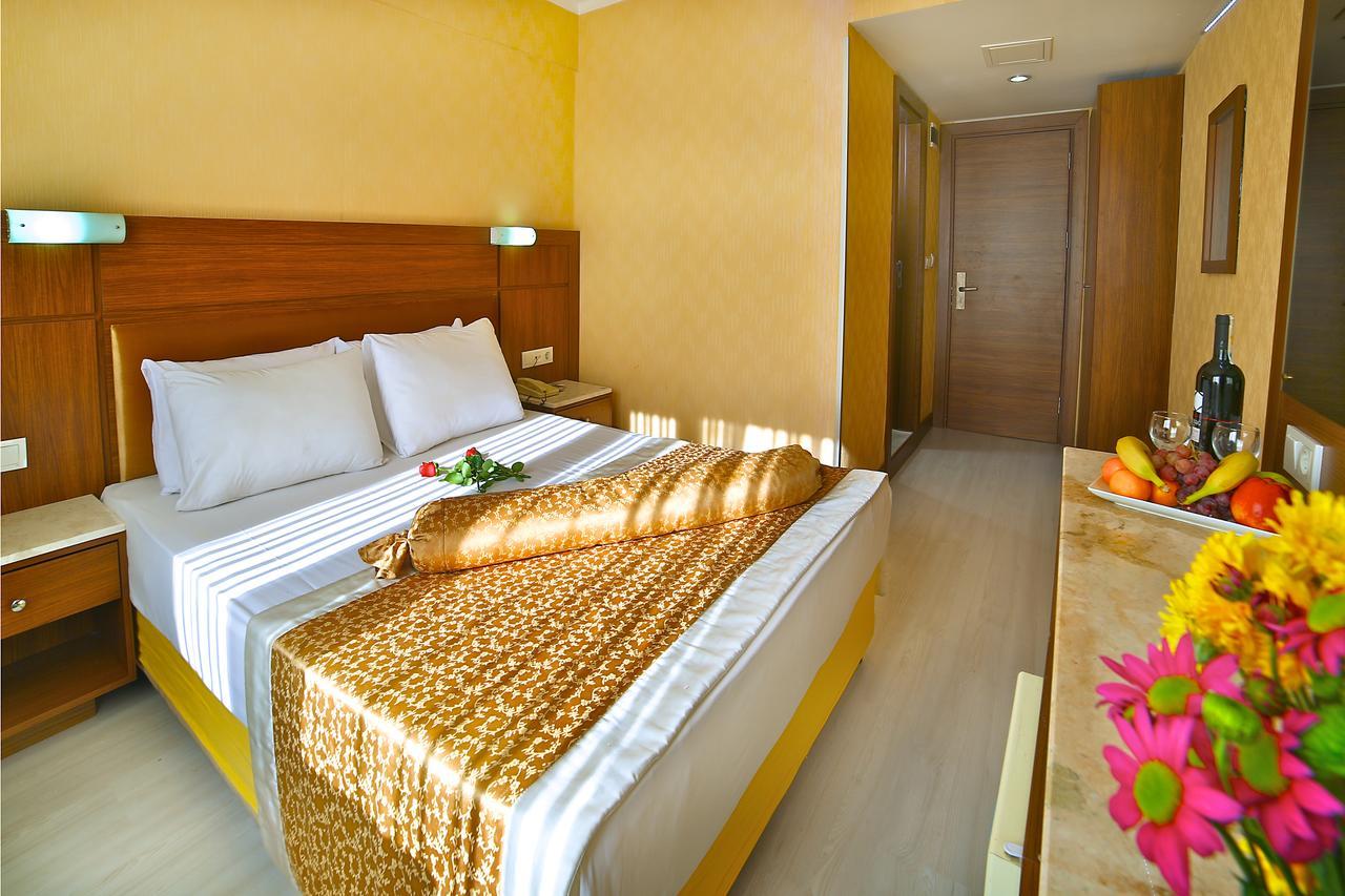 The Center Hotel Истанбул Екстериор снимка