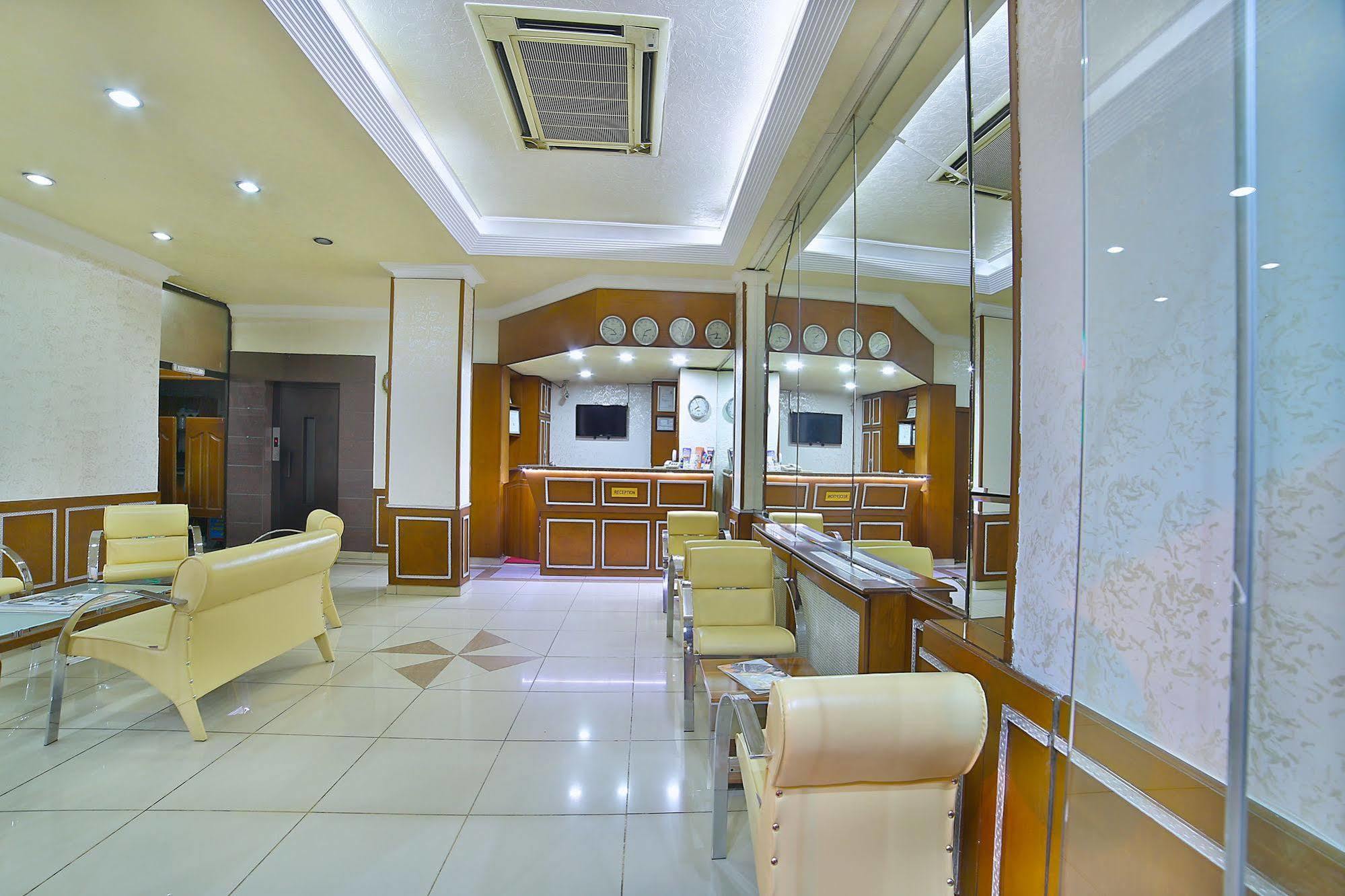The Center Hotel Истанбул Екстериор снимка